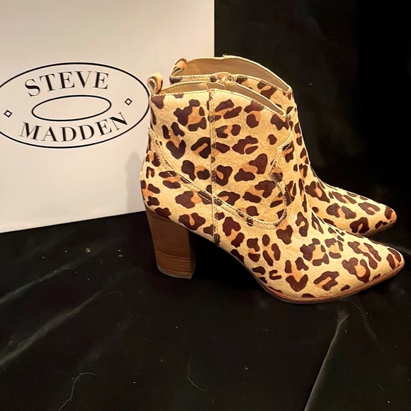 STEVE MADDEN LEOPARD PRINT REAL FUR ANKLE BOOTS - 8 1/2 - NEW IN BOX ! - Picture 2 of 14